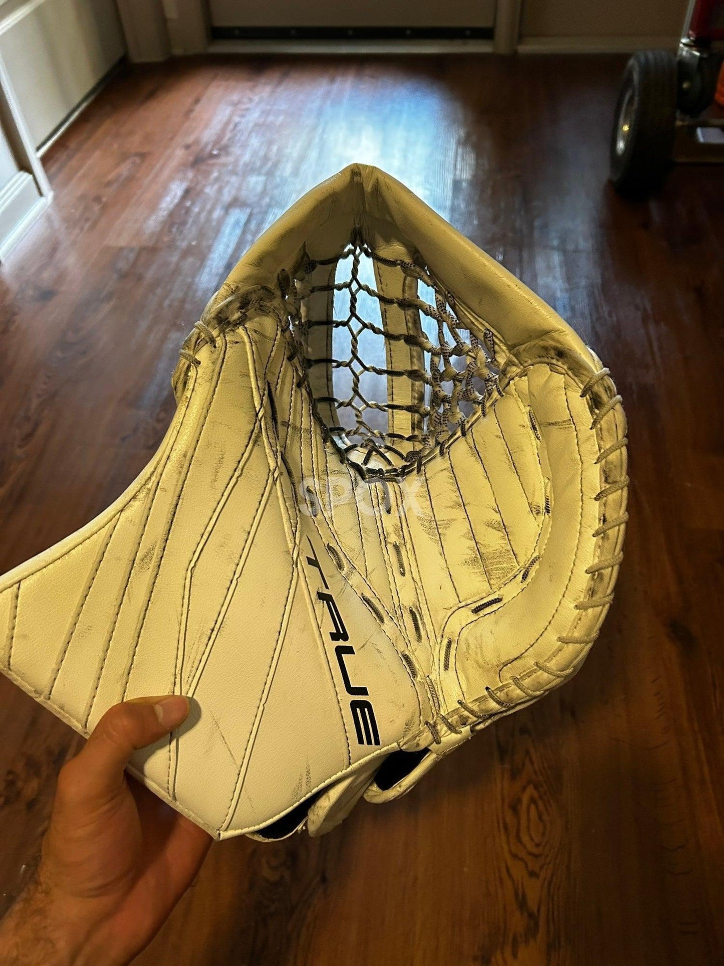True L20.2 Senior Goalie Full Set – 34+2 | Pro Stock White