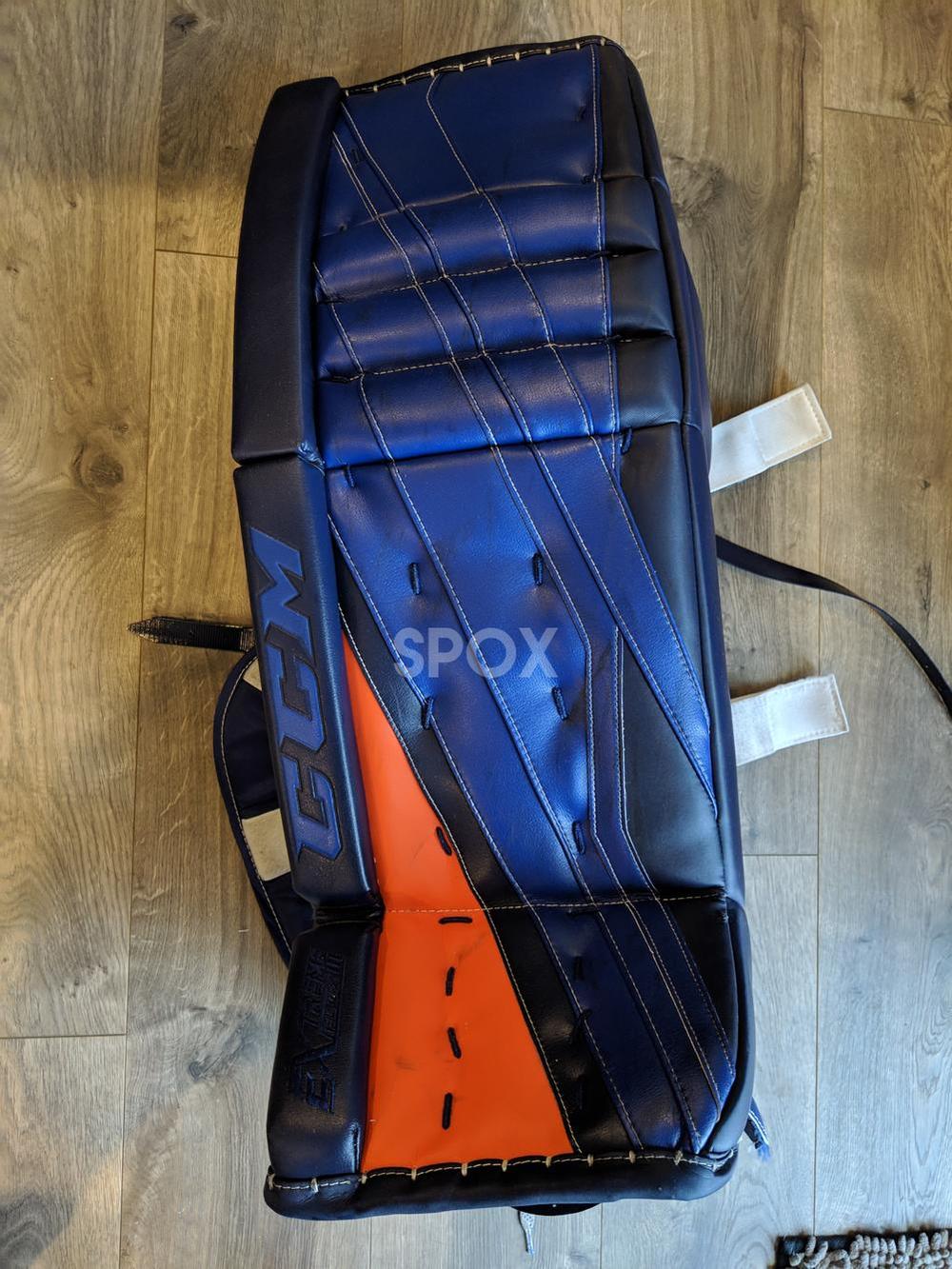 CCM Extreme Flex III Goalie Pads – Senior 32" | Regular Hand | Blue