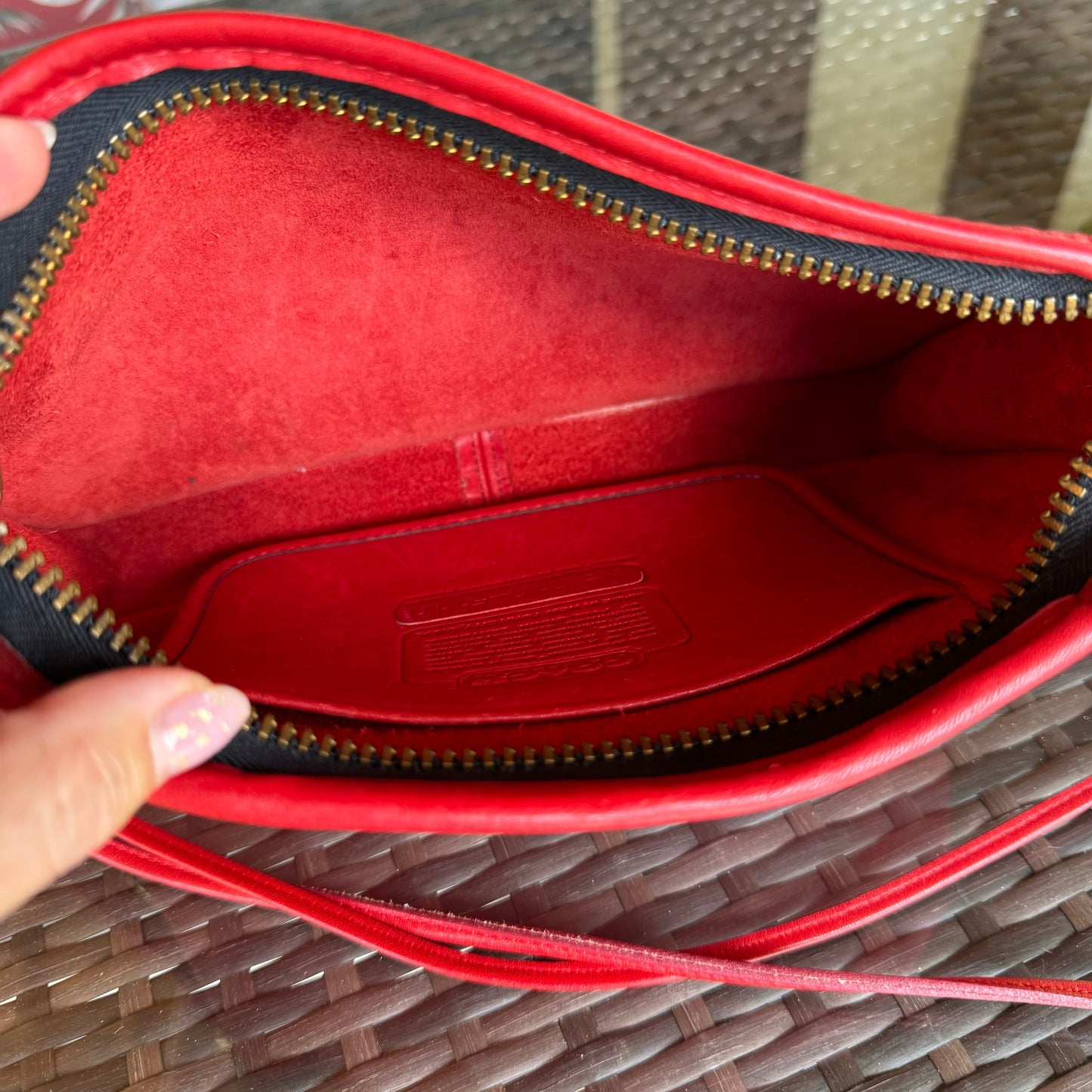 Vintage Coach Red Zippered Clutch 9455🍎🔥