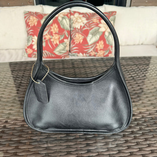 Vintage Coach Black 9027 Mini Ergo🩶🏙️