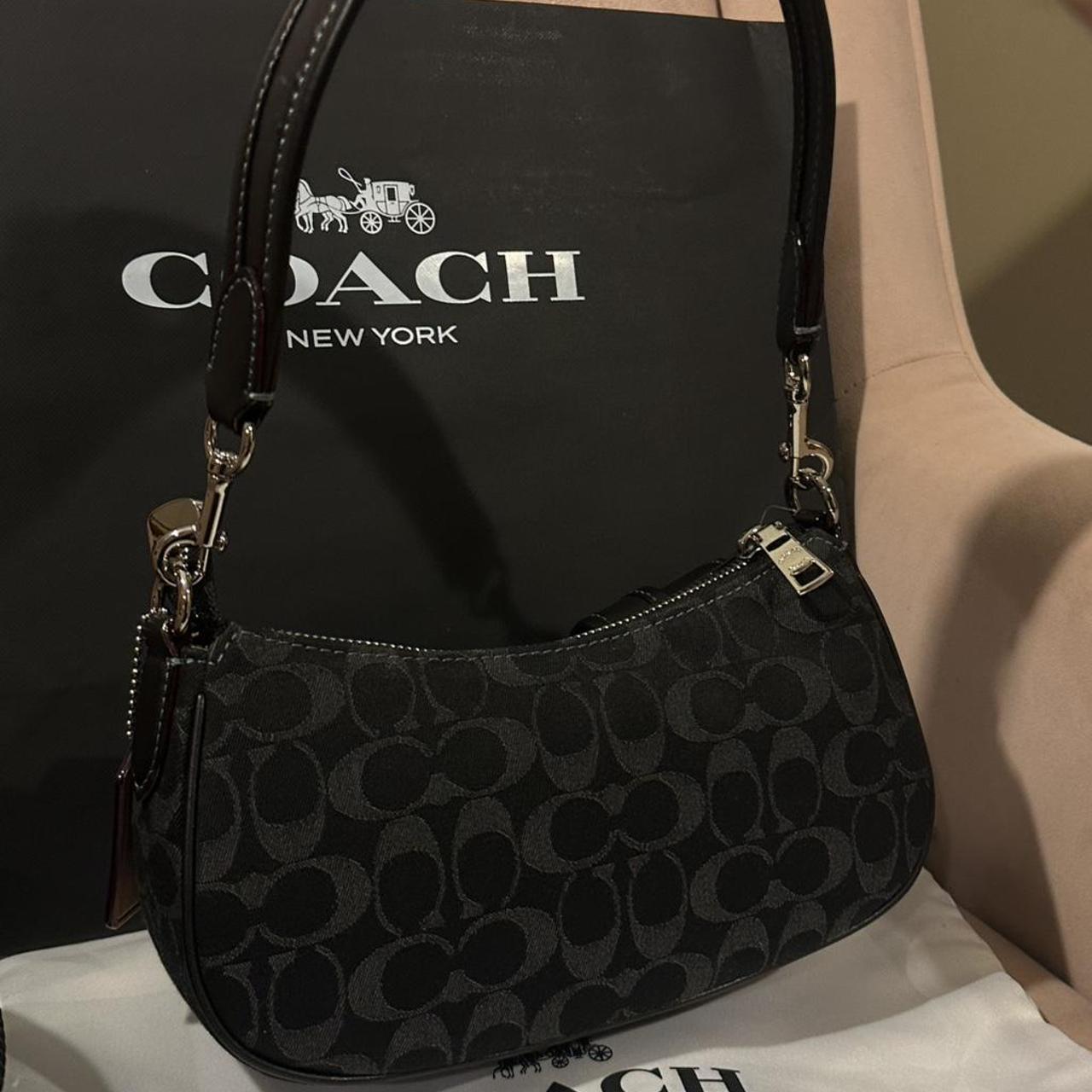 Coach Ashton Bag in Signature Black Canvas NEW