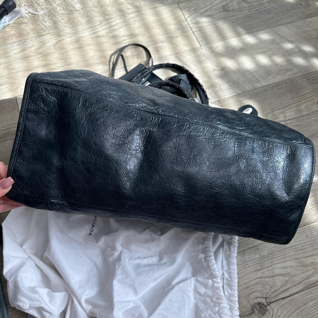 Authentic black balenciaga city bag part time with a...🍒❤️‍🔥