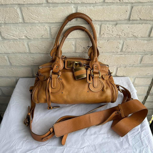 PreOwned 2000s vintage Chloe Paddington handbag in tan brown leather with long cross body/ shoulder strap (detachable).🍂✨