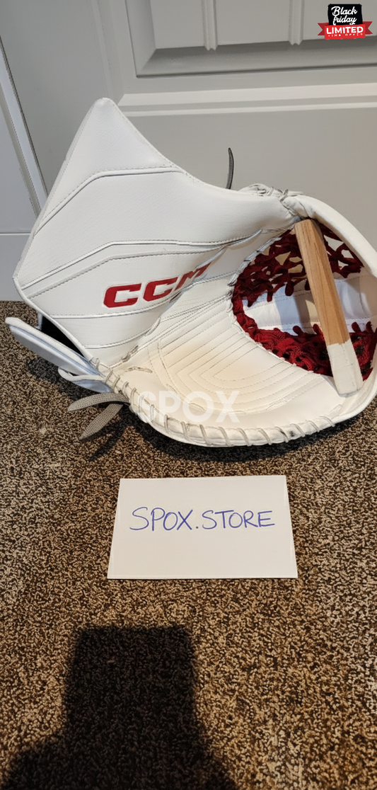 Used CCM EFlex 6 Regular Pro Stock Goalie Glove – Game-Ready!
