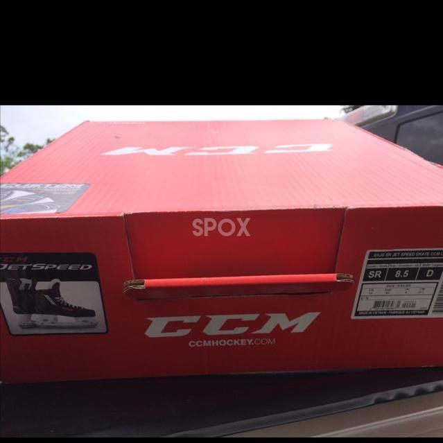 CCM Jetspeed Senior Hockey Skates – Size 8.5 (Used, Excellent Condition)