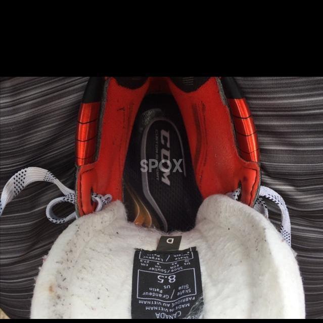 CCM Jetspeed Senior Hockey Skates – Size 8.5 (Used, Excellent Condition)