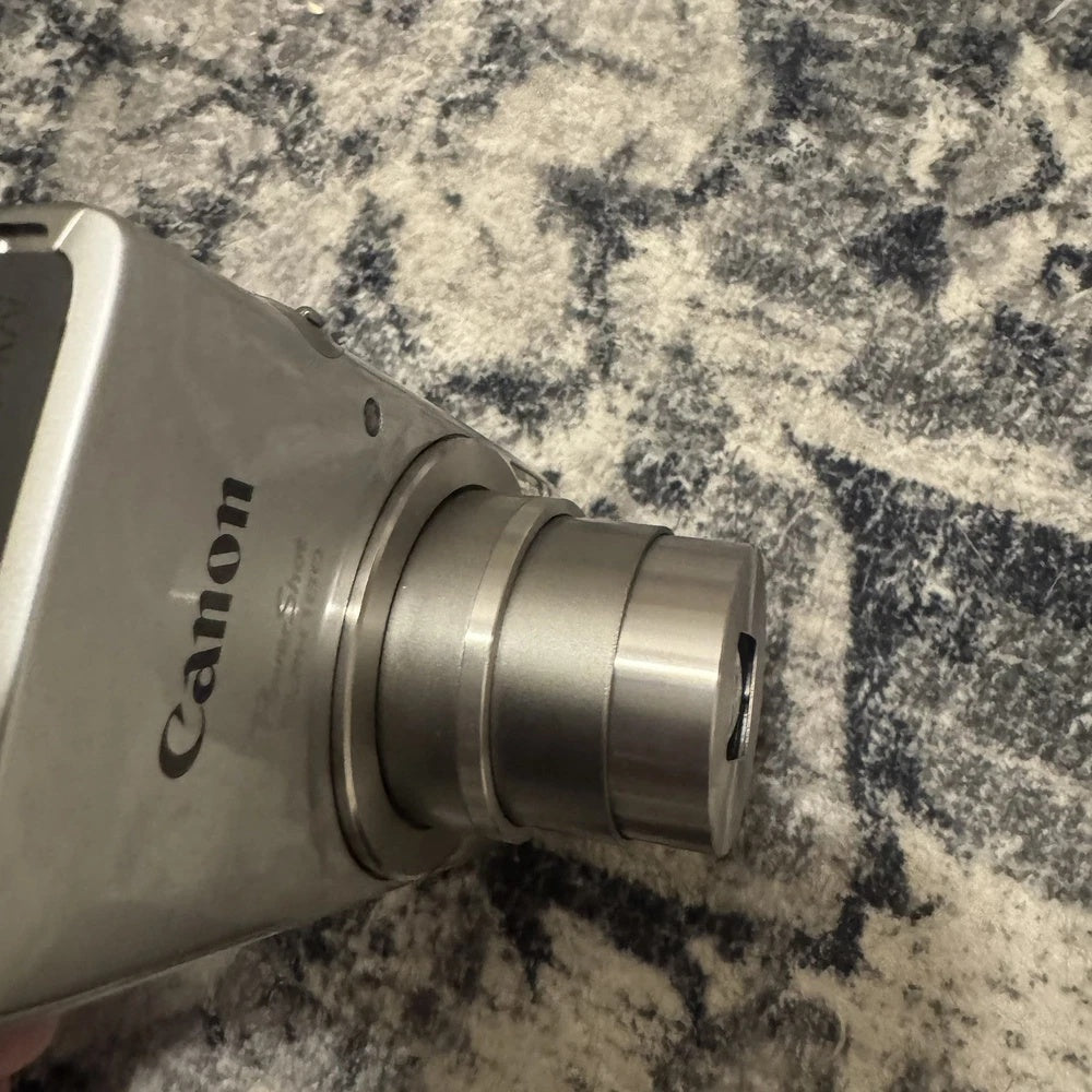 MINT Canon PowerShot ELPH 180 Silver Bundle 💿 Y2K Digicam
