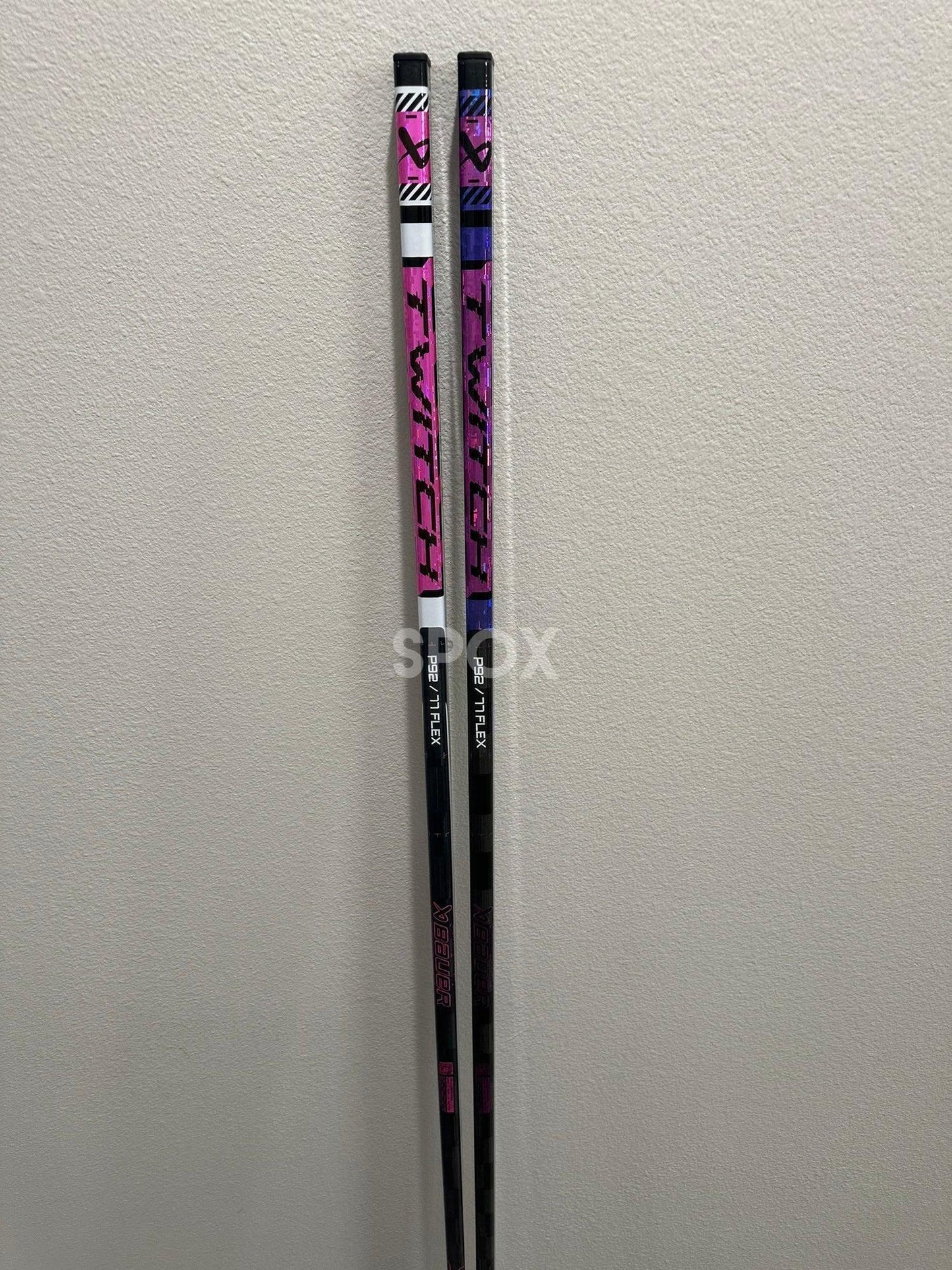 2-Pack Bauer Twitch Senior Hockey Sticks – Right Hand | P92 Curve | 77 Flex (NEW)