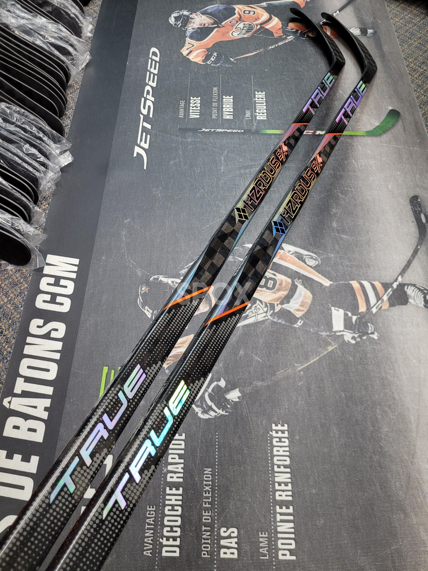 2 Pack – True Hzrdus 9x4 Pro Stock Hockey Sticks – RH P28 – 75 Flex (NEW)