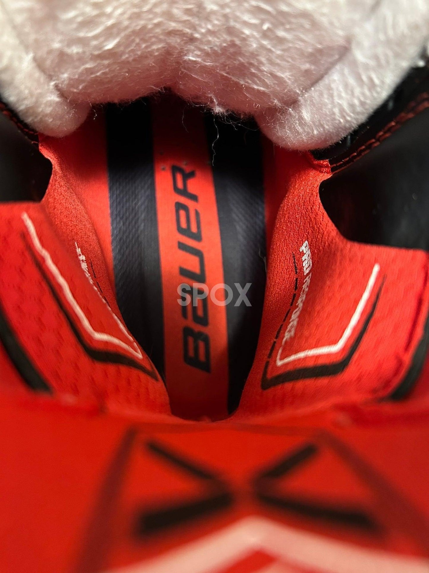 2025 Bauer Vapor X5 Pro Hockey Skates – Size 5 Fit 2 (USED, Excellent Condition)