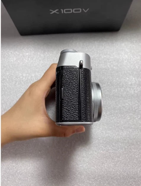 Fujifilm X100V Silver 🎞️ Ultimate Film-Sim Queen