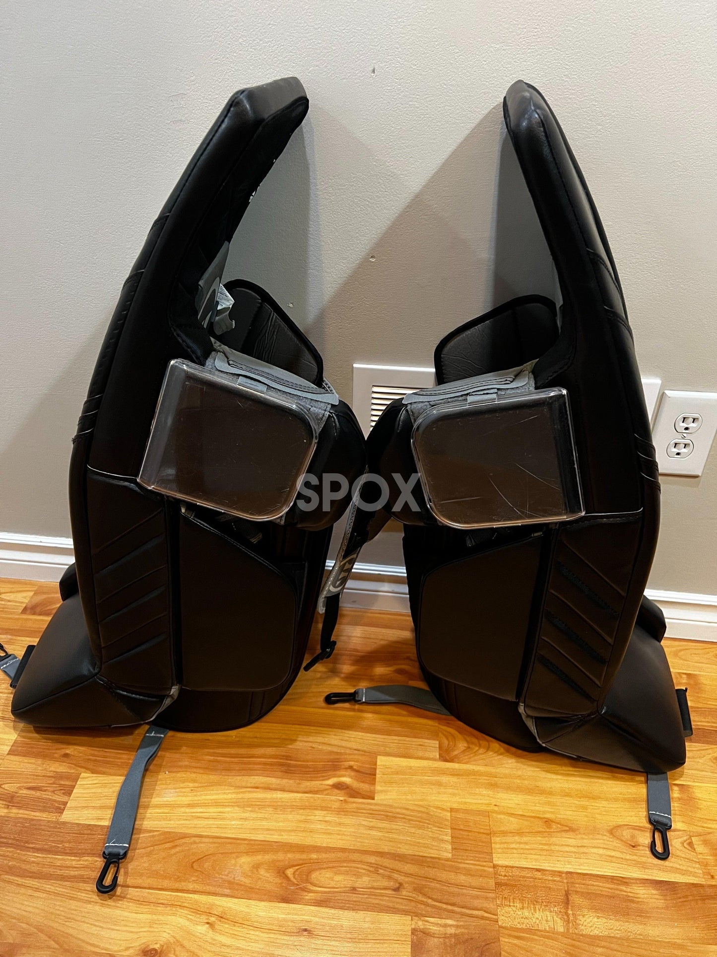 Warrior Ritual G6 E+ Senior Goalie Leg Pads – 32" +1.5” (Used, Excellent Condition)