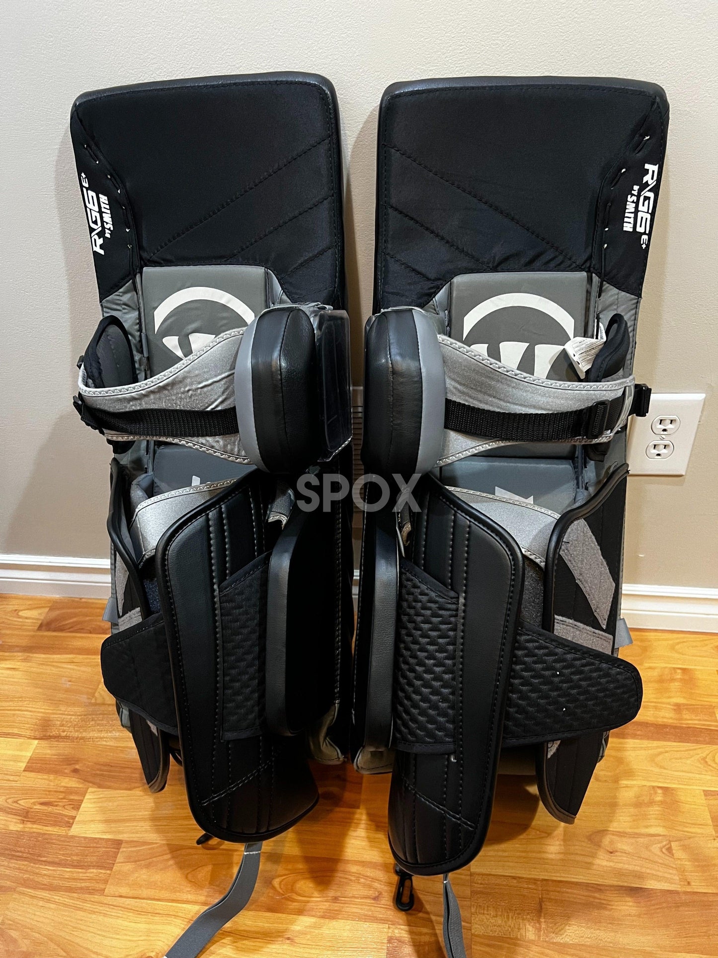 Warrior Ritual G6 E+ Senior Goalie Leg Pads – 32" +1.5” (Used, Excellent Condition)