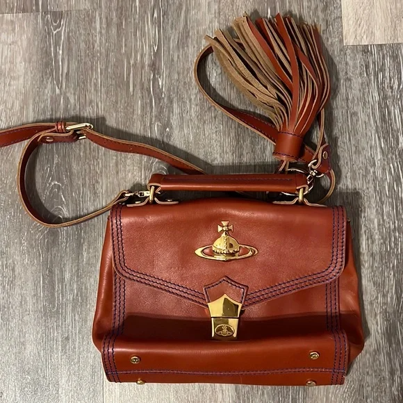 Used Vivienne Westwood Bag🤎🌆