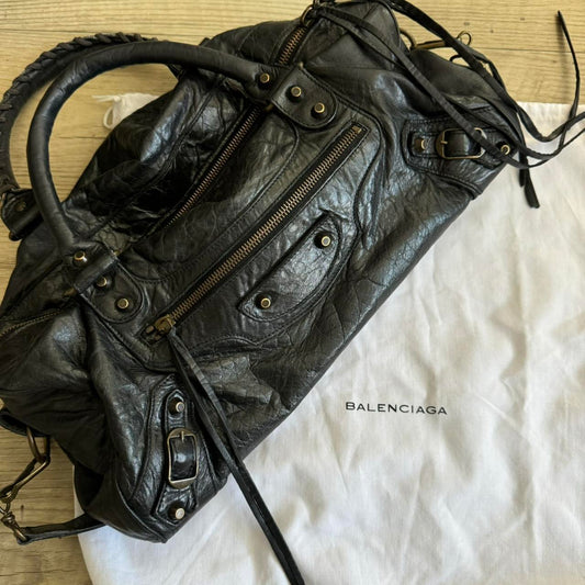🩷🍒Preowned Authentic balenciaga city twiggy bag🩷🍒