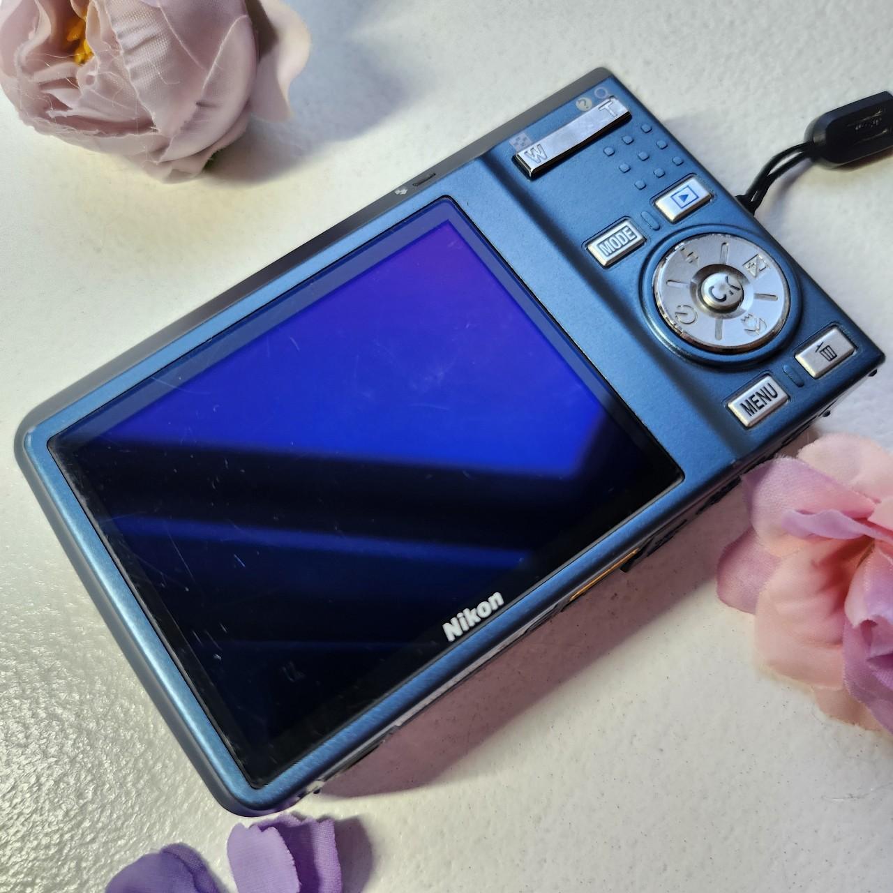 Used Blue Nikon Coolpix  S550 Digital Camera