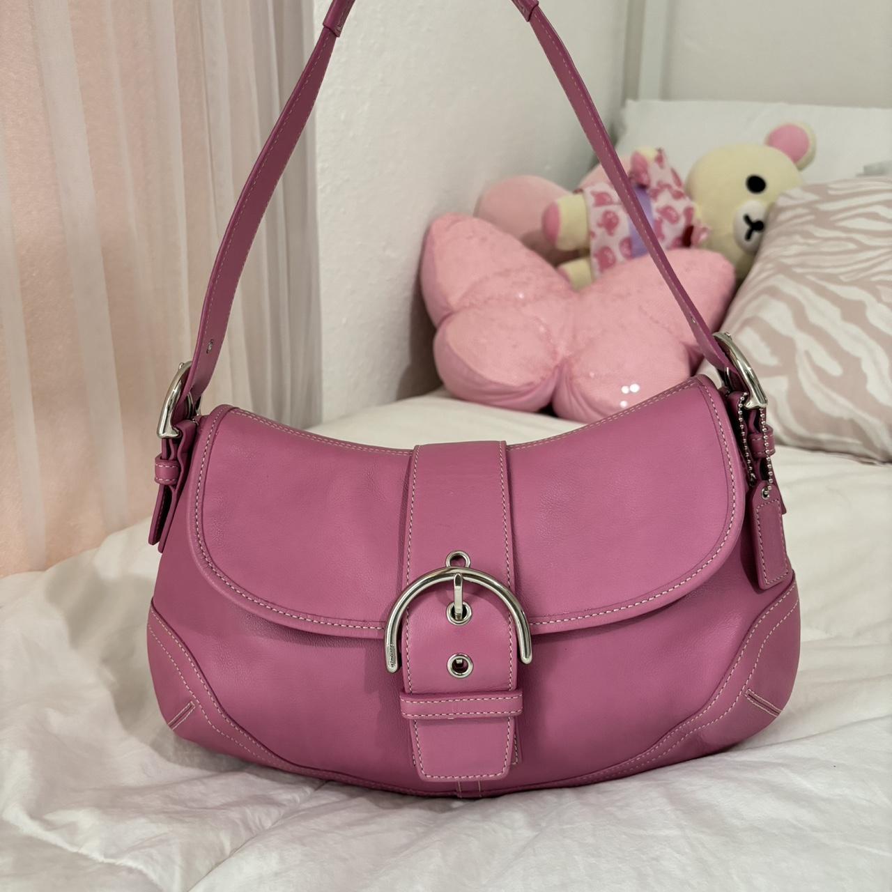 Coach Pink Soho Size Medium🩷🍒