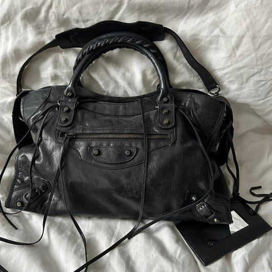 🍎🔥Preowned BALENCIAGA CITY BAG🍎🔥
