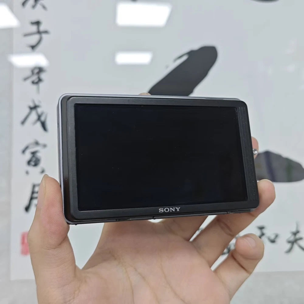 🔘 MINIMALIST GRAIL // Brushed Grey Sony Cyber-shot DSC-T700 📂 4GB Internal Memory